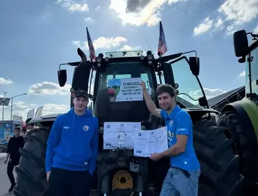 Znicz Radziłów na Traktoriadzie: szwagrzy Bogdan i Mateusz na trzecim miejscu