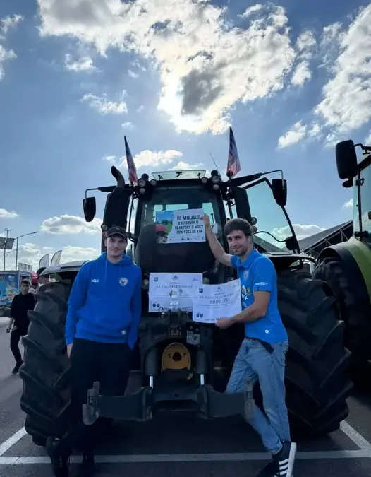 Znicz Radziłów na Traktoriadzie: szwagrzy Bogdan i Mateusz na trzecim miejscu
