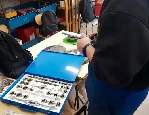 ZSowy Garage w Szczuczynie: praktyczna nauka zawodu na pełnych obrotach