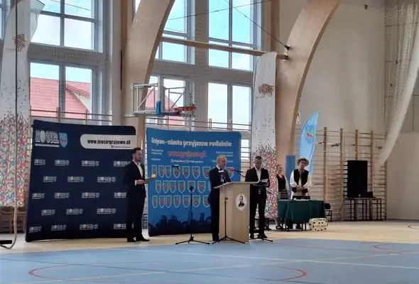 Nowa hala sportowa i boisko w Grajewie oficjalnie otwarte