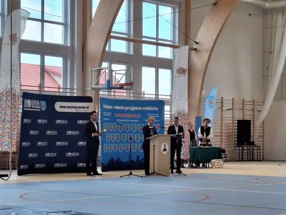 Nowa hala sportowa i boisko w Grajewie oficjalnie otwarte