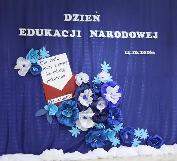 Dzień Edukacji Narodowej w szkole – podziękowania i nagrody dla nauczycieli