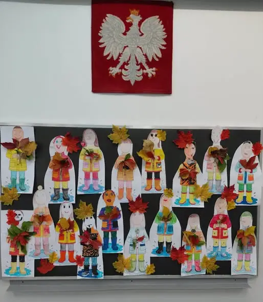 Świetlica szkolna pełna pomysłów – dzieci odkrywają Polskę i budują z klocków