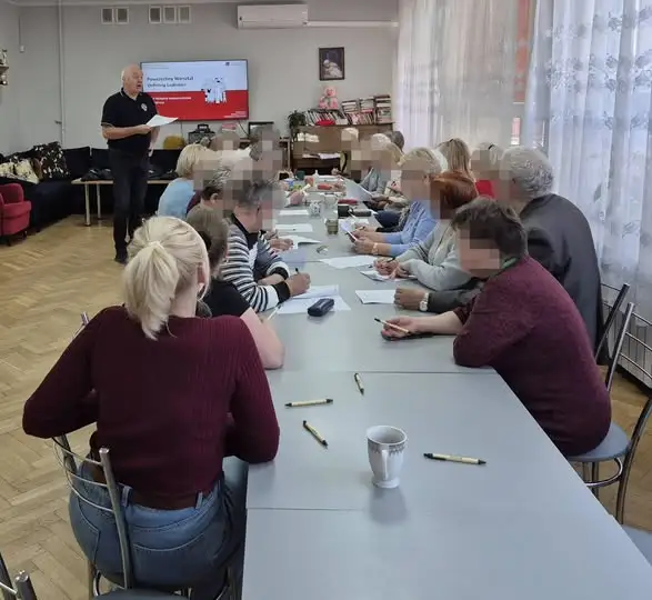 Seniorzy z Grajewa uczyli się, jak reagować w sytuacjach zagrożenia