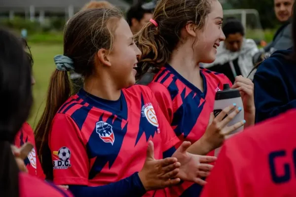 Z orlika na stadion: dziewczęta U-13 ze Szkoły Podstawowej w Radziłowie wygrywają eliminacje