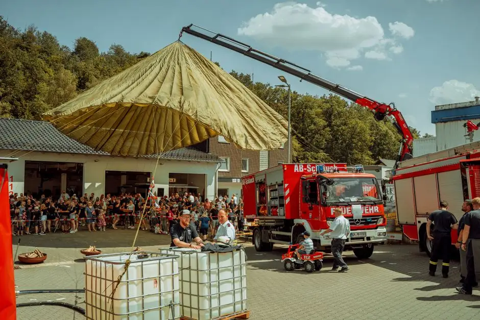 Uczniowie z Wojewodzina odwiedzili strażaków z Grajewa
